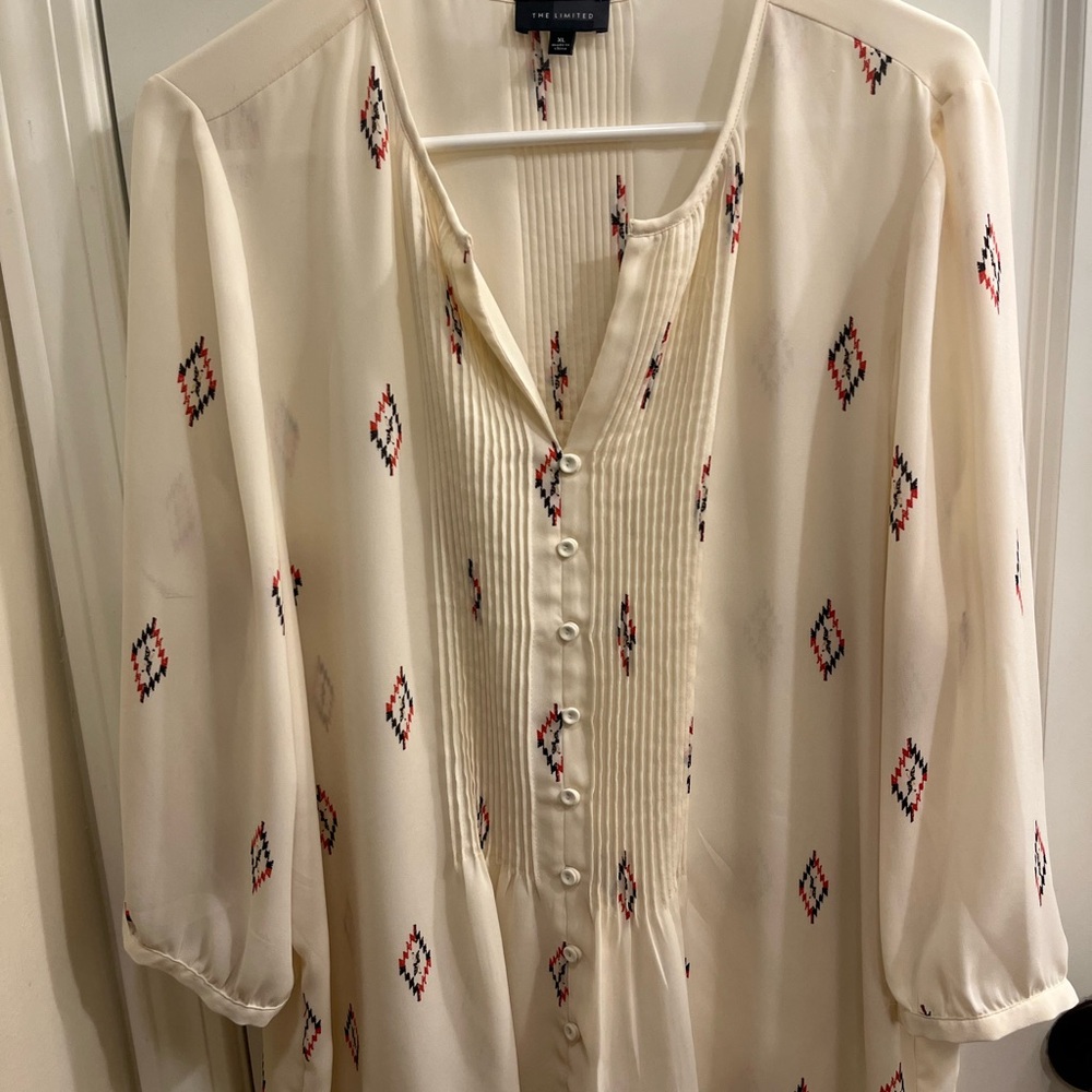 The Limited Cream Patterned Women's Top Size XL NWOT
